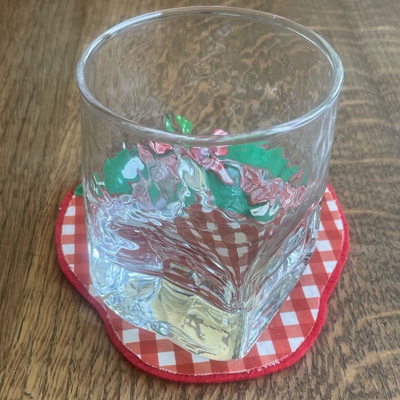 Strawberry coasters or Ornaments Decor. New handcrafted. - Picture 3 of 5